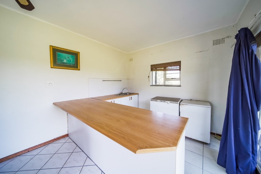 Commercial Property for Sale in Cove Ridge East Eastern Cape